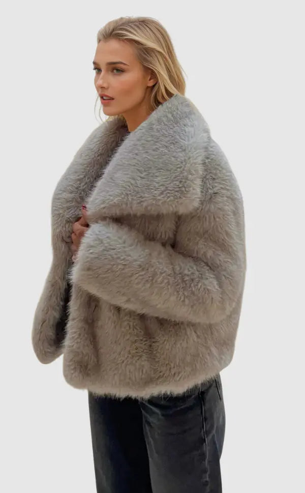 Luksusowa Kurtka Ze Sztucznego Futra Damska z Obszernym Krojem | Elegancki Styl na Chłodne Dni 1